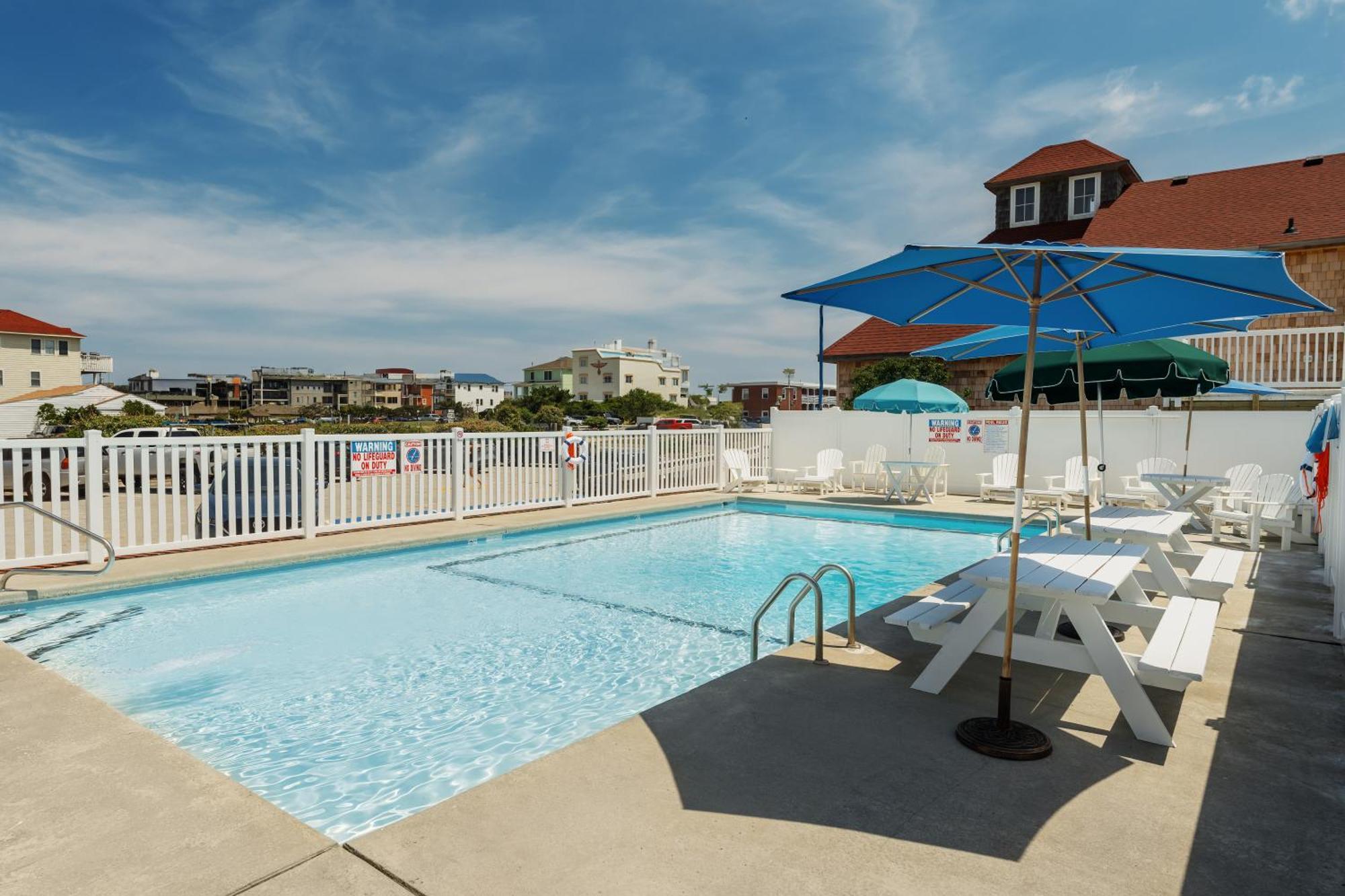 Mia'S Boutique Hotel Nags Head Exterior photo