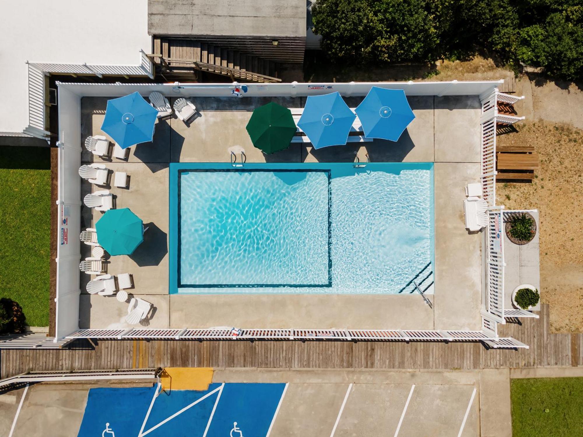 Mia'S Boutique Hotel Nags Head Exterior photo