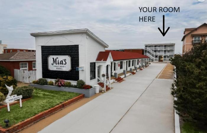 Mia'S Boutique Hotel Nags Head Room photo