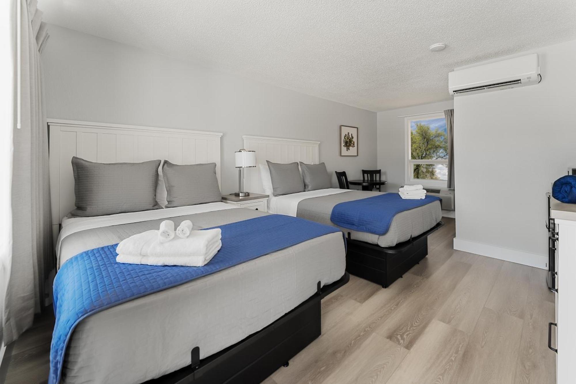 Mia'S Boutique Hotel Nags Head Exterior photo